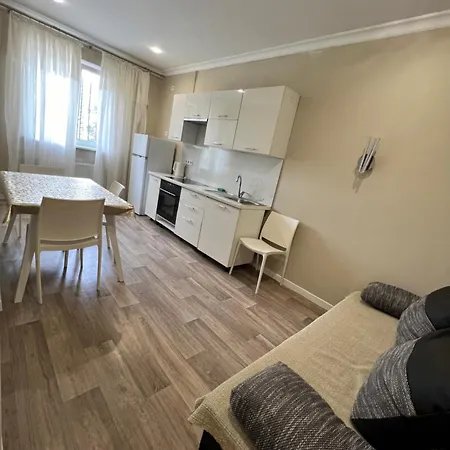 Apartment 2-х комнатная квартира, возле моря, 8 спальных мест *